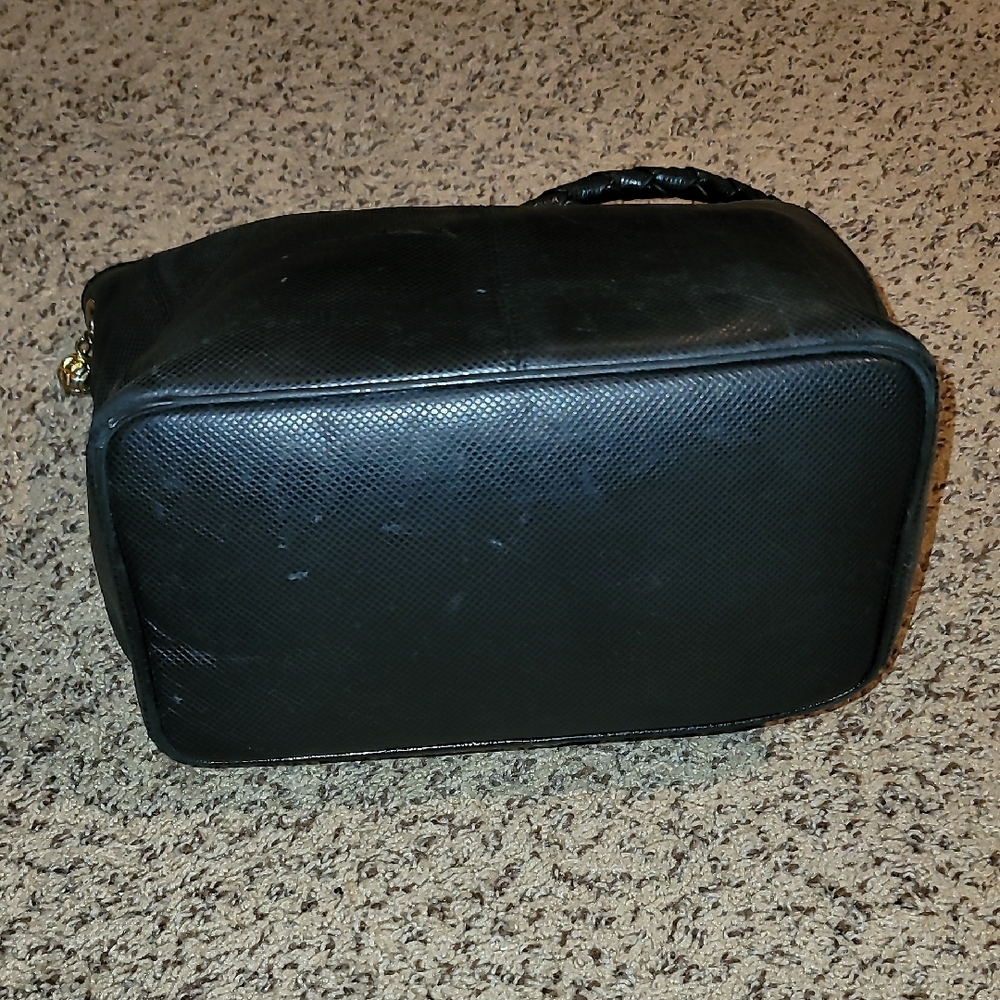 Bottega Veneta Black Crossbody Bag - Picture 6 of 16